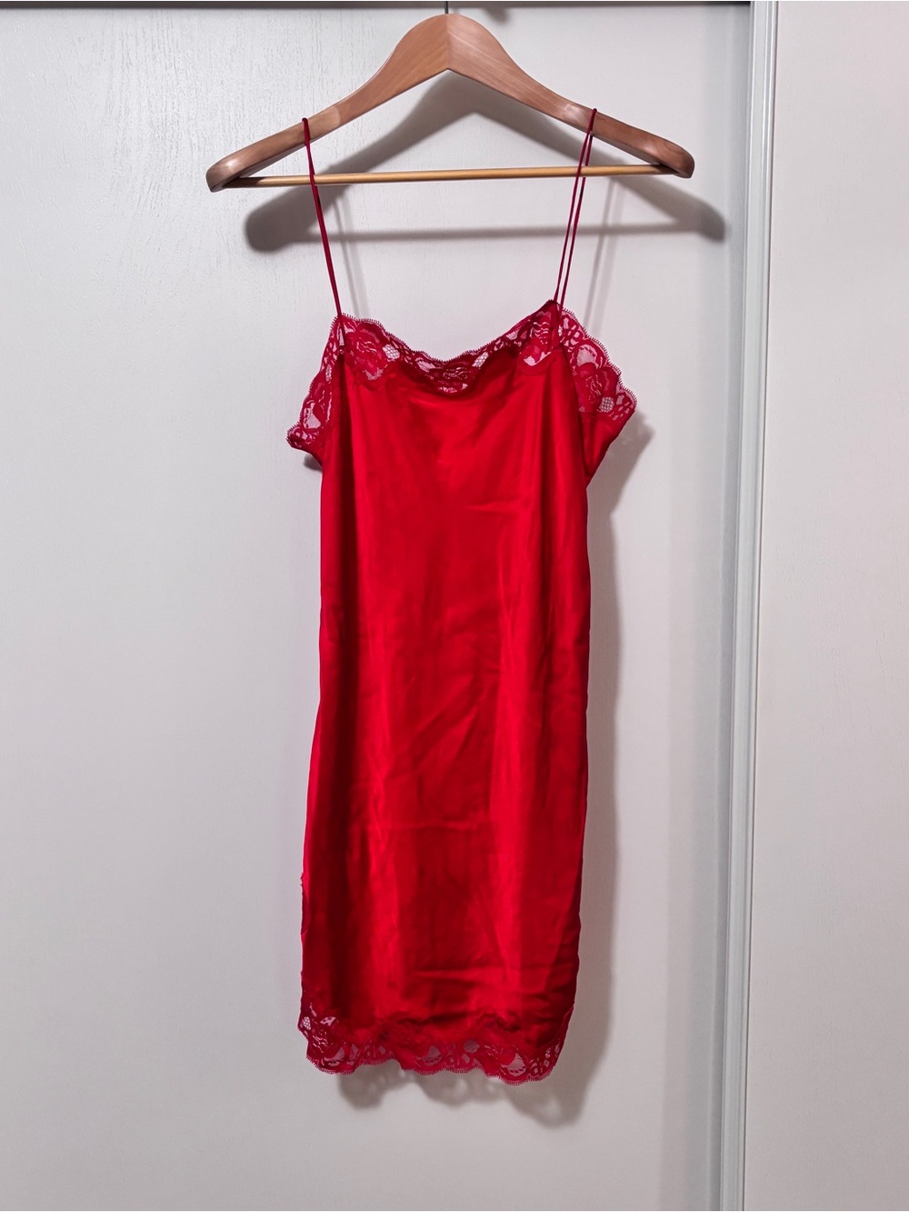 Vintage Victorias Secret Red Lace Hem Slip Dress Size L Gold Label Silk Coquette